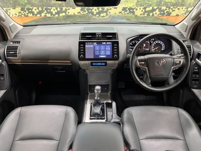 TOYOTA LAND CRUISER PRADO - 2