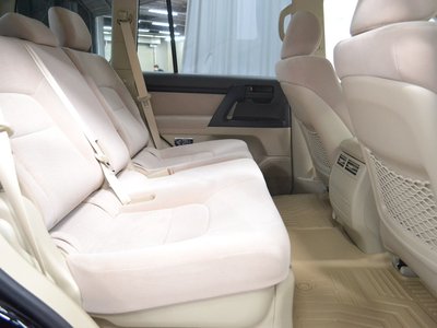 صورة مصغرة 35 لـ 2018 Toyota LAND CRUISER 200