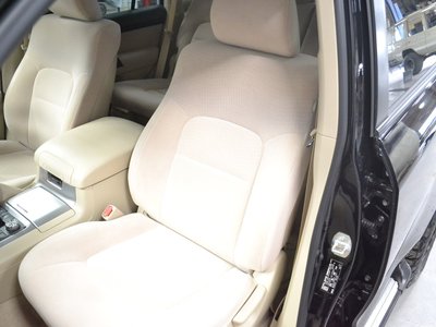 صورة مصغرة 33 لـ 2018 Toyota LAND CRUISER 200