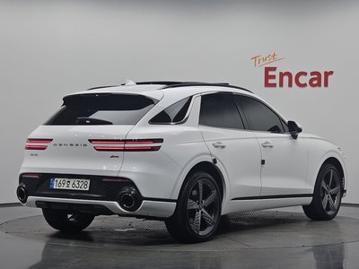 2022 Genesis GV70 photo 2