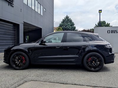 PORSCHE MACAN - 6