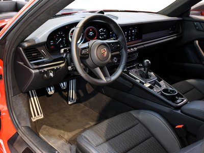 PORSCHE 911 - 8