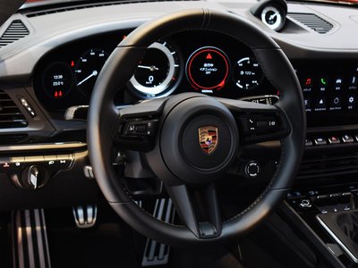 PORSCHE 911 - 9