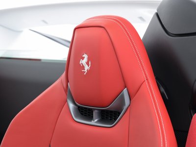 2025 FERRARI 296 GTS 缩略图 36