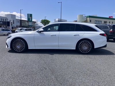 MERCEDES-BENZ E-CLASS - 4