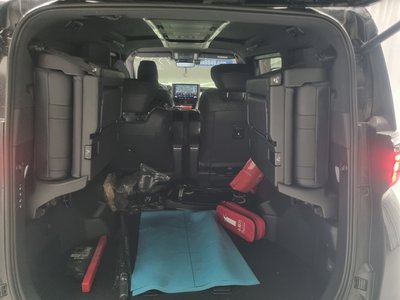 TOYOTA ALPHARD - 5