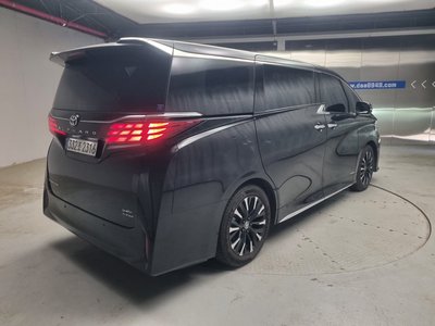 TOYOTA ALPHARD - 4