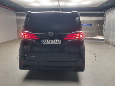 TOYOTA ALPHARD - 3