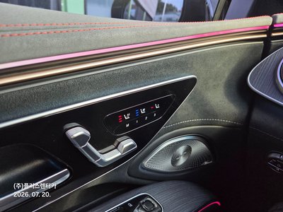 2022 Mercedes-BENZ EQS — миниатюра 12