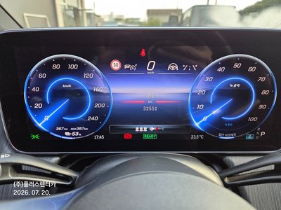 2022 Mercedes-BENZ EQS 照片 8