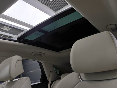 2023 Genesis GV70 — миниатюра 21