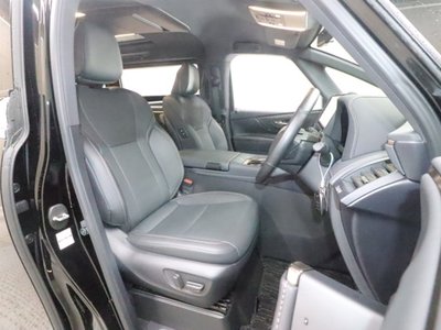 2025 TOYOTA ALPHARD photo 5