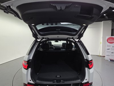 LAND ROVER DISCOVERY SPORT - 10