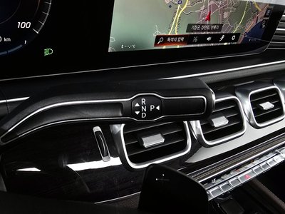 MERCEDES-BENZ GLE - 9