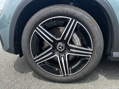2025 Mercedes-BENZ GLC photo 5