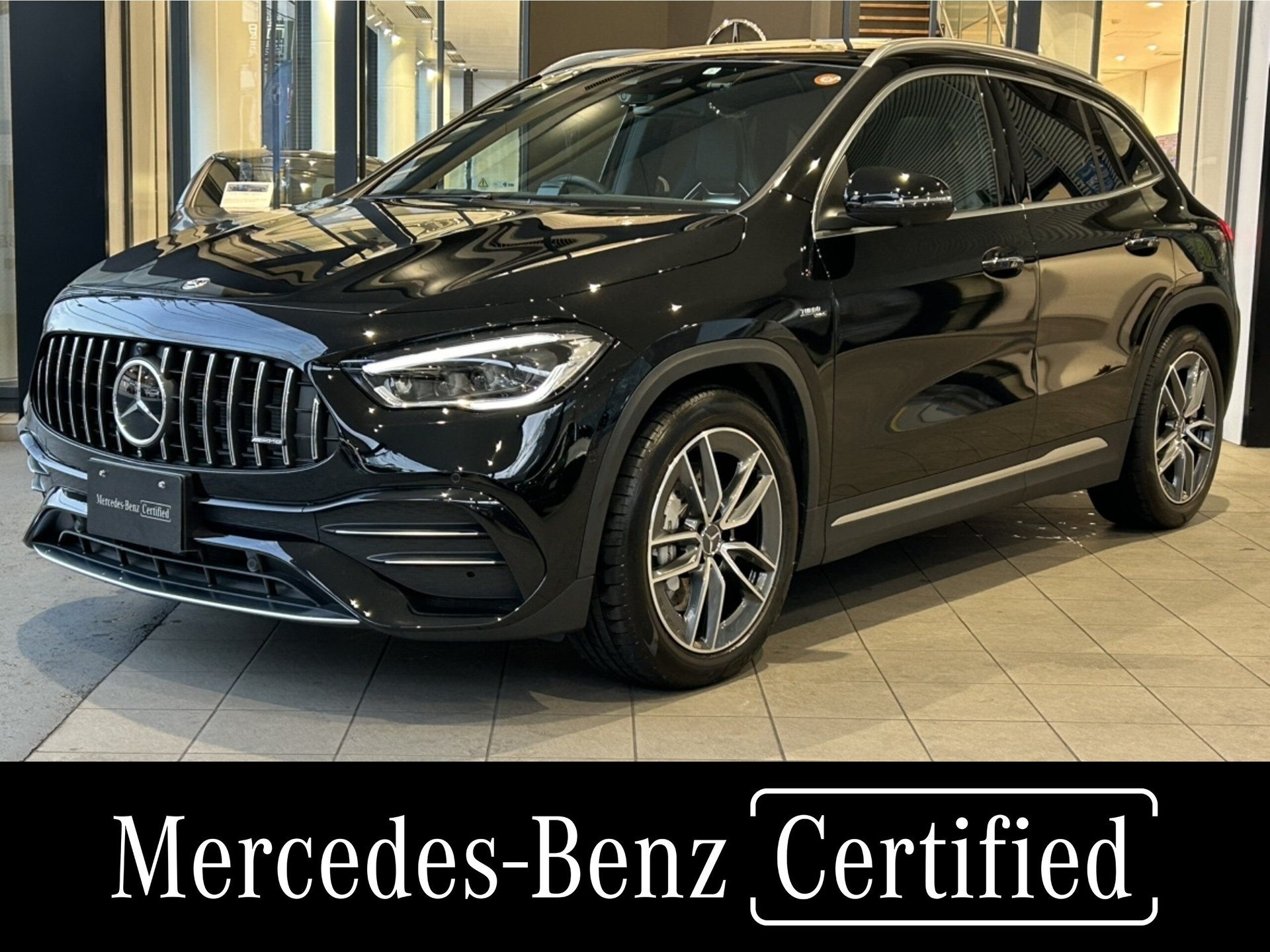 MERCEDES-BENZ GLA AMG - View 1