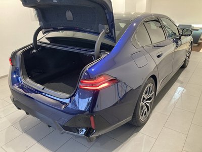 2026 BMW 5 SERIES — миниатюра 52