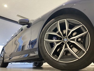 2026 BMW 5 SERIES — миниатюра 13