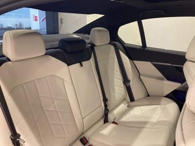 2026 BMW 5 SERIES — миниатюра 19