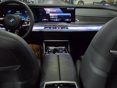 صورة مصغرة 17 لـ 2024 BMW I7