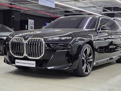 2024 BMW I7 — фото 1