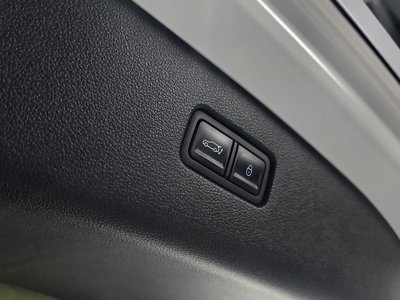 2025 Genesis GV80 — миниатюра 25