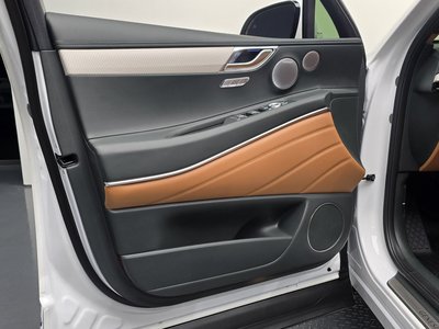 2025 Genesis GV80 — миниатюра 14
