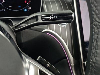 2025 Mercedes-BENZ GLC 照片 9