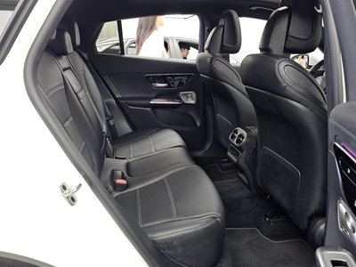 صورة مصغرة 12 لـ 2025 Mercedes-BENZ GLC
