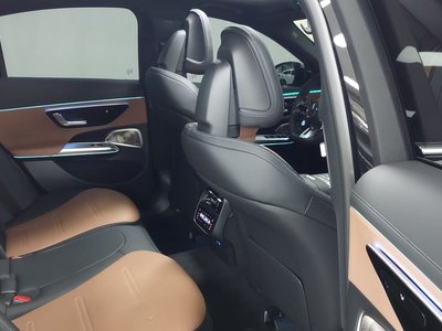 MERCEDES-BENZ E-CLASS - 10