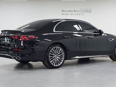 MERCEDES-BENZ E-CLASS - 4