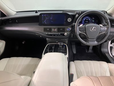 LEXUS LS - 9