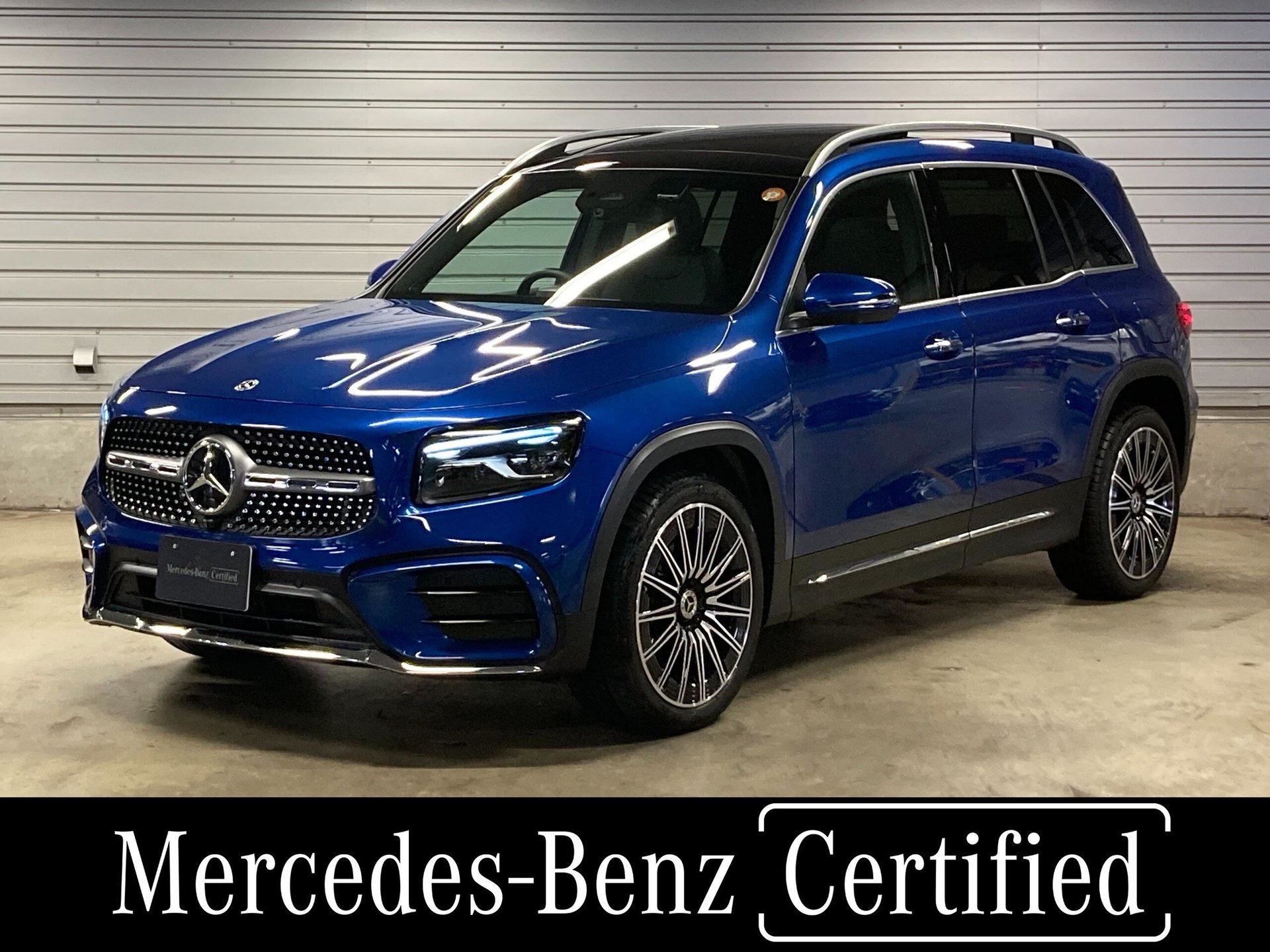 MERCEDES-BENZ GLB - View 1