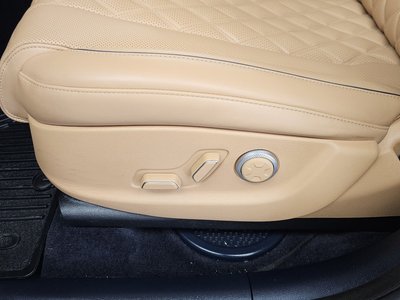 2022 Genesis GV80 thumbnail 30