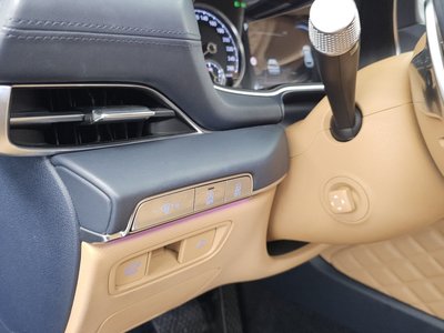 2022 Genesis GV80 thumbnail 29