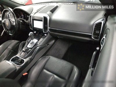 PORSCHE CAYENNE - 3