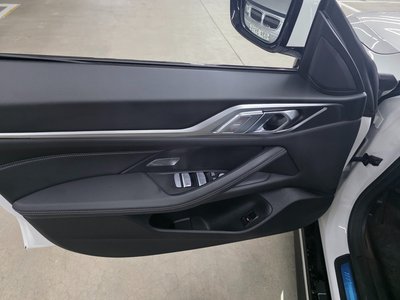 2026 BMW 4 SERIES 缩略图 11