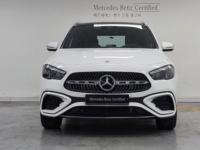 MERCEDES-BENZ GLA - 2