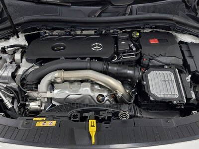 MERCEDES-BENZ GLA - 7