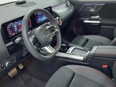 MERCEDES-BENZ GLA - 9