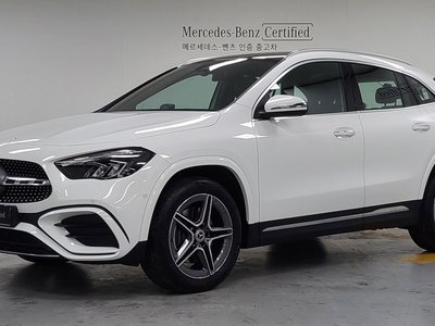 MERCEDES-BENZ GLA - 1