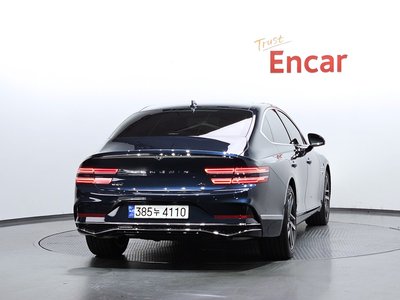 GENESIS G80 (RG3) - 3