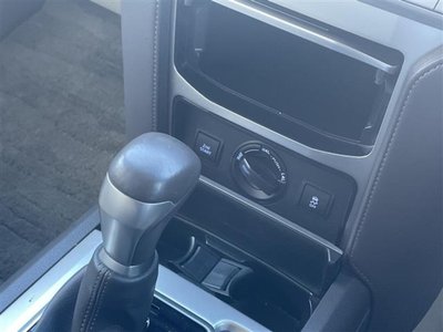 TOYOTA LAND CRUISER PRADO - 8