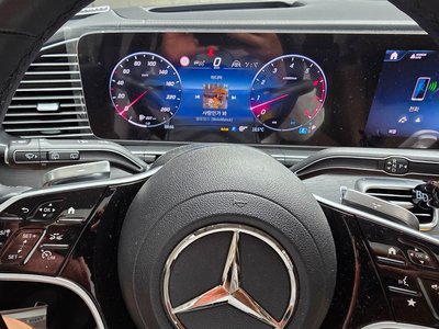 MERCEDES-BENZ GLE - 4