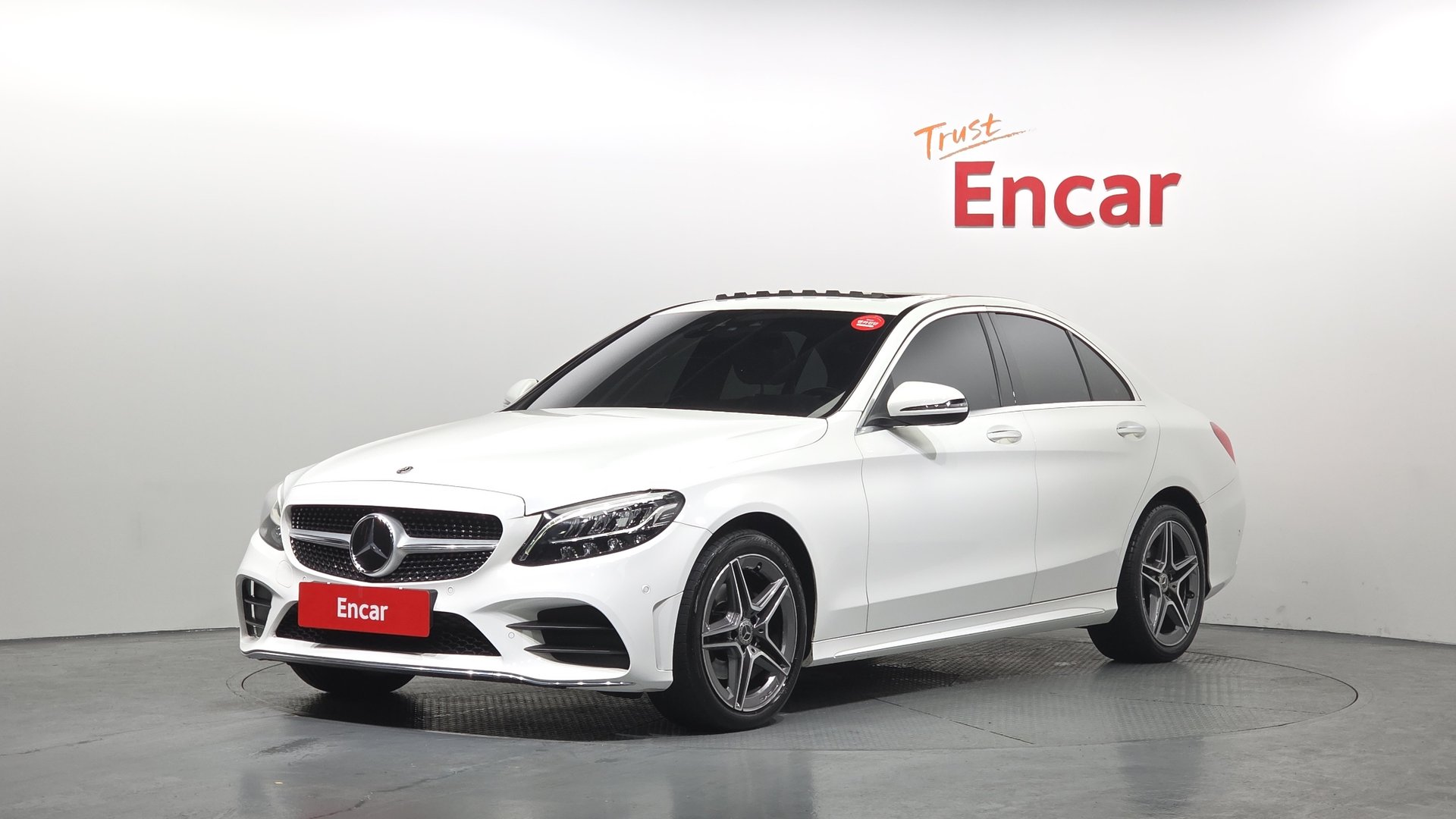 MERCEDES-BENZ C-CLASS - View 1