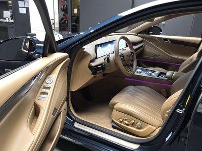 GENESIS G80 (RG3) - 10