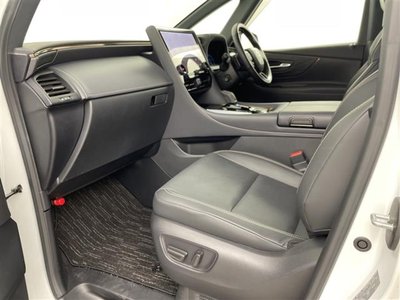 2024 Toyota ALPHARD thumbnail 24