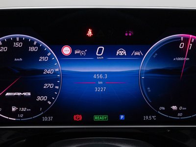 MERCEDES-BENZ E-CLASS - 8