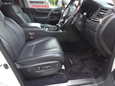 صورة مصغرة 20 لـ 2017 Lexus LX