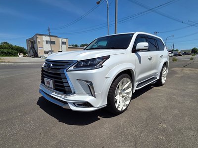 2017 Lexus LX — фото 6